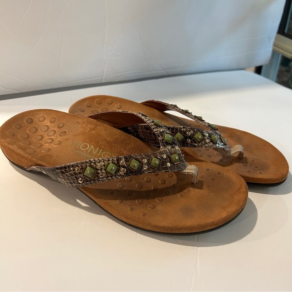 VIONIC Women Florianna Sandal, Sz 8 Cork Beaded Flip Flops - Picture 2 of 8